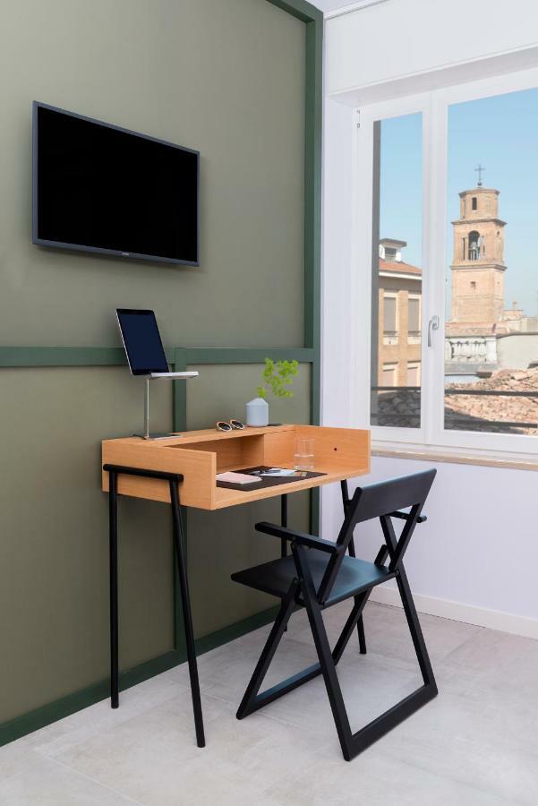 Bnbiz - Coworking Hotel 피오렌주올라 다르다 외부 사진